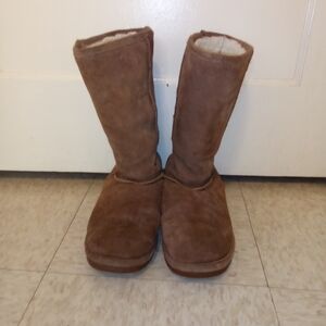BearPaw Tan Suede Boots 12" Tall Size 8W
